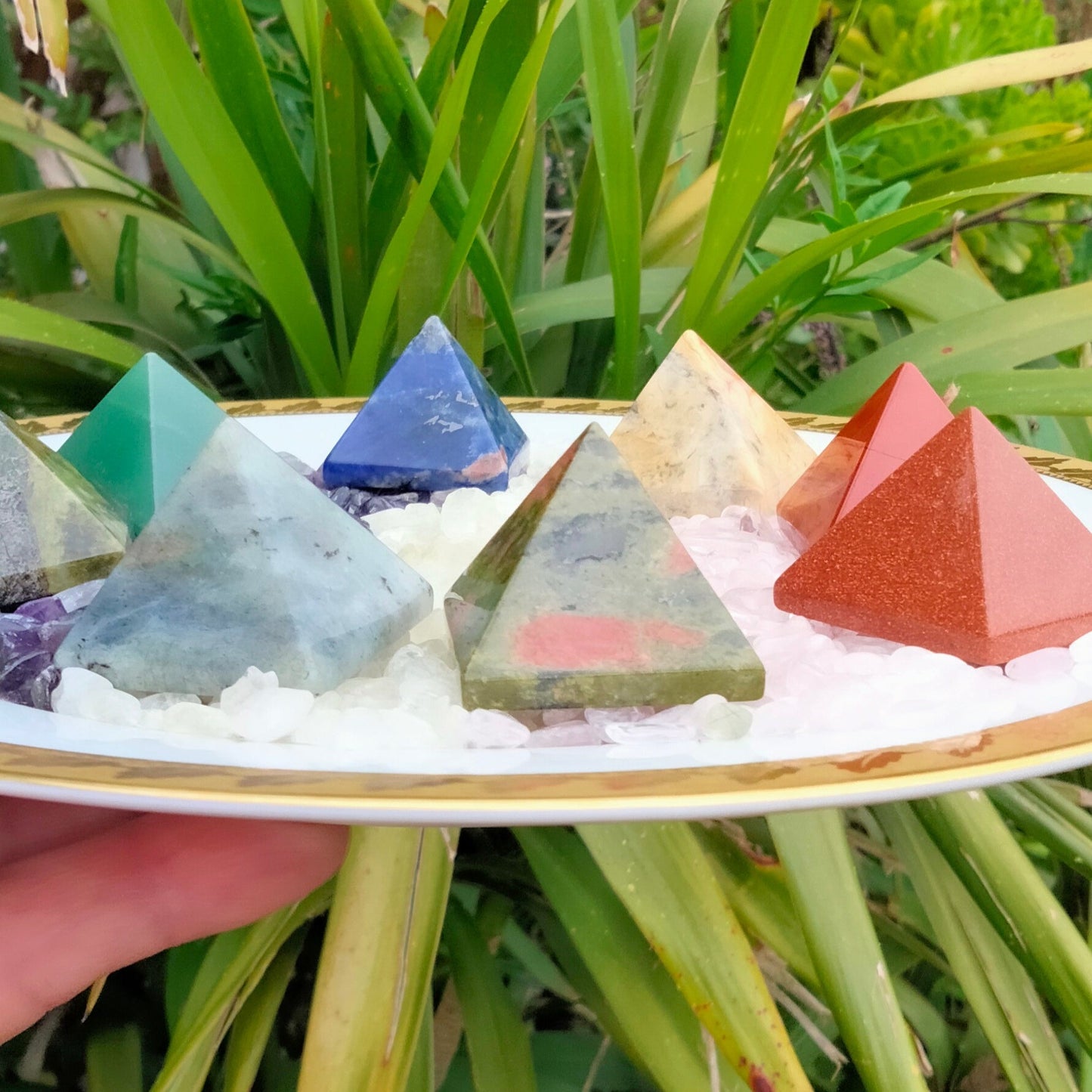 Small 3cm✨ Crystal Pyramids Sold in Sets of Two💚