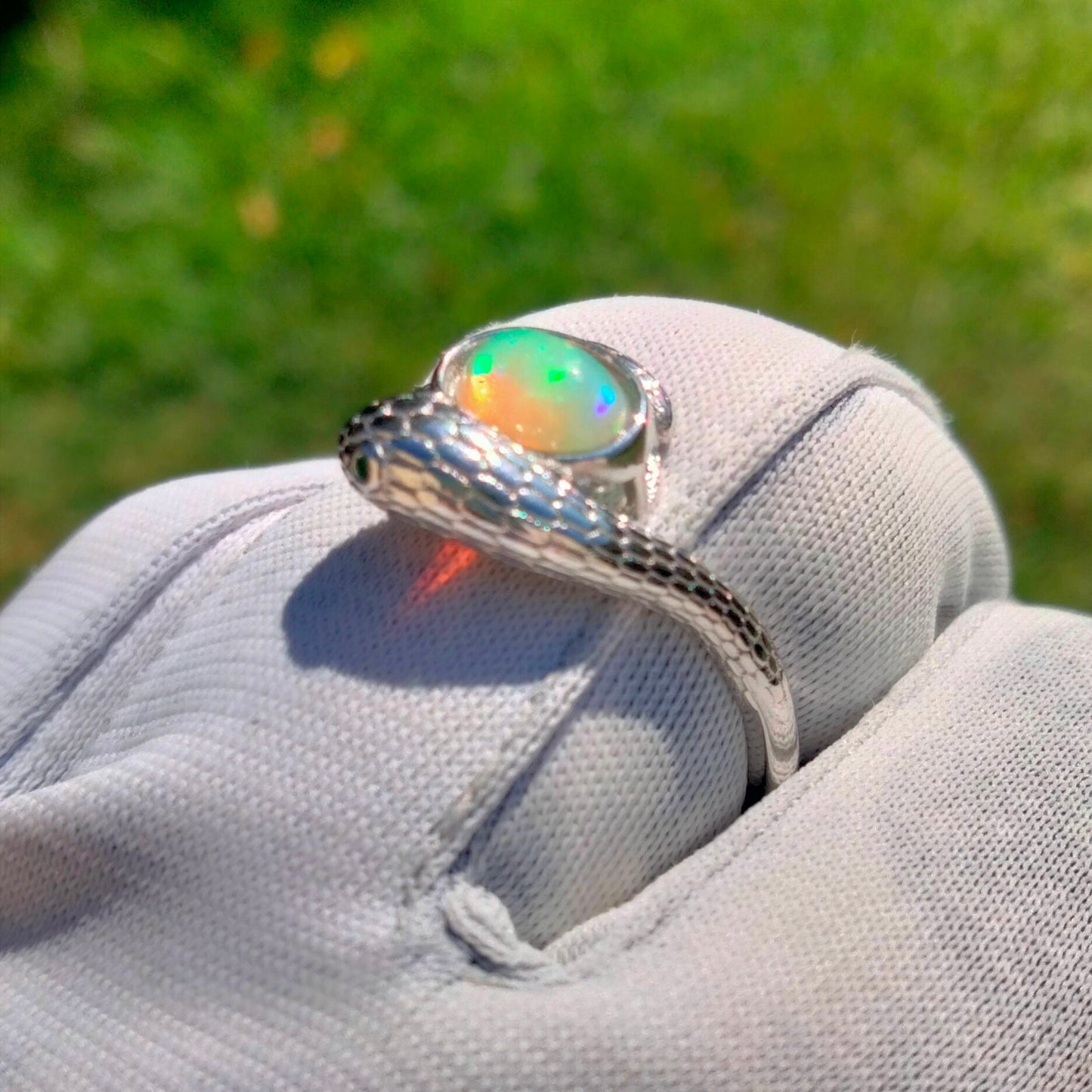 ✨ 925 Sterling Silver Snake Carved Ring with Ethiopian Opal Gemstone ✨