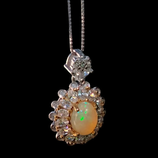 ✨ Beautiful Ethiopian Opal Pendant on Clear Quartz Crystals ✨