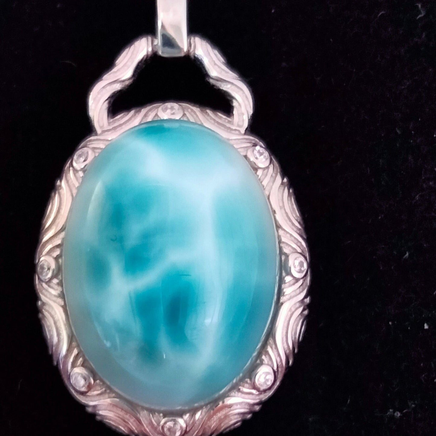 🌊 Larimar encased on 925 sterling silver Pendant includes 925 Sterling Silver Chain🌟