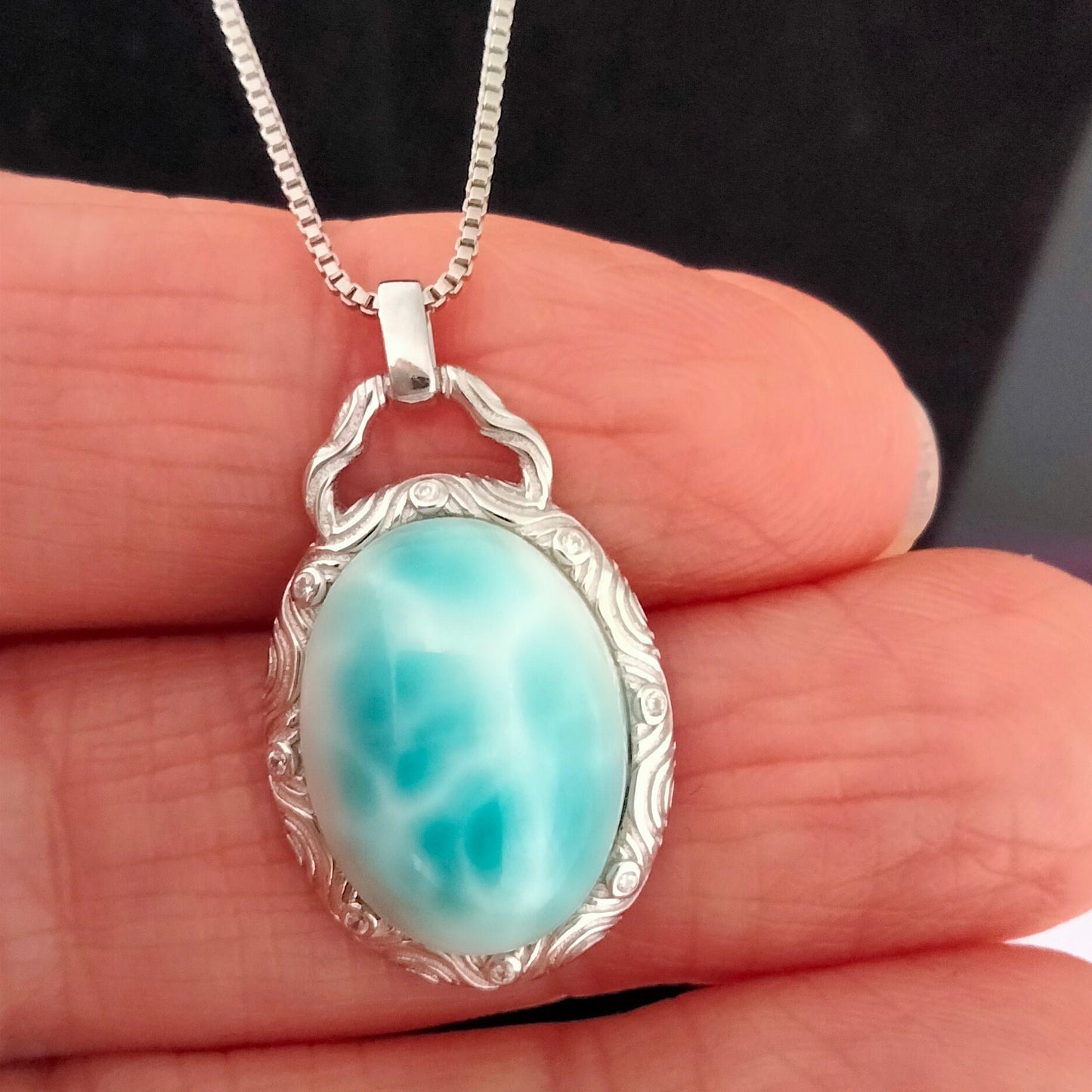 🌊 Larimar encased on 925 sterling silver Pendant includes 925 Sterling Silver Chain🌟