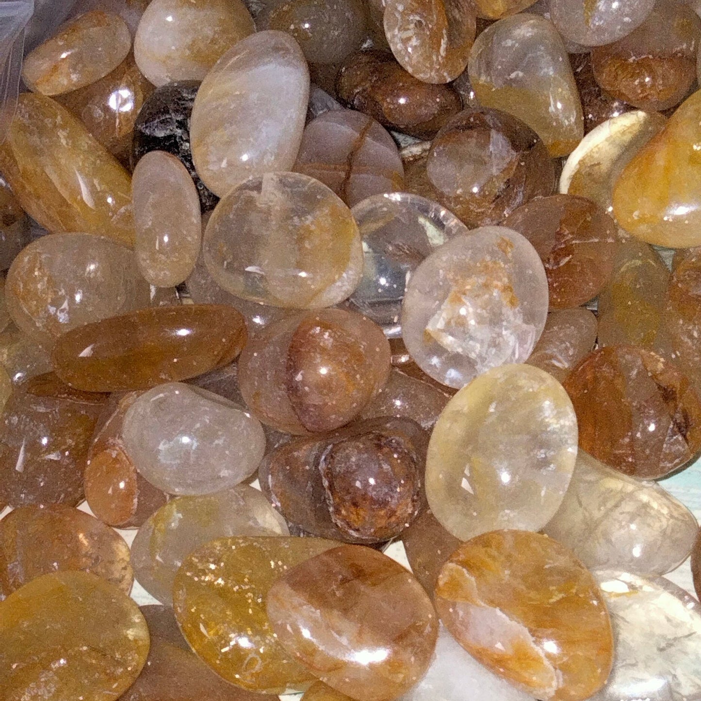 🌟💛 Stunning Golden Healer Quartz Tumble Stones (1-2 cm) with Rainbows 🌈✨