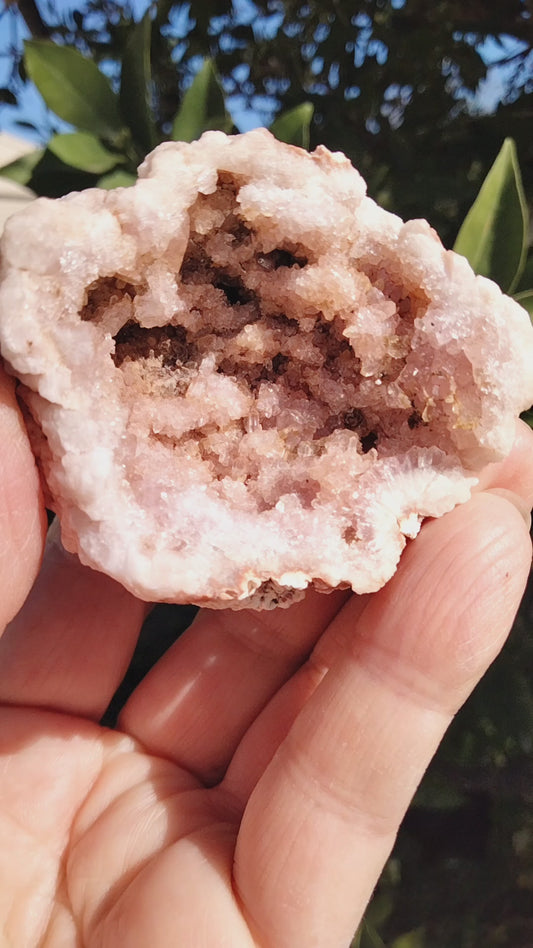 🌸✨ Argentina Pink Amethyst Geode ✨🌸N.9