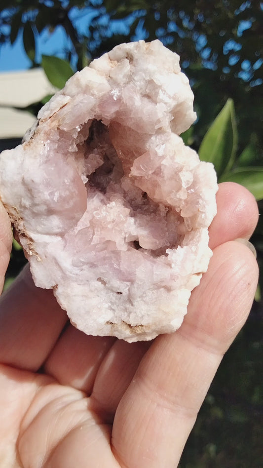 🌸✨ Argentina Pink Amethyst Geode ✨🌸 N.6