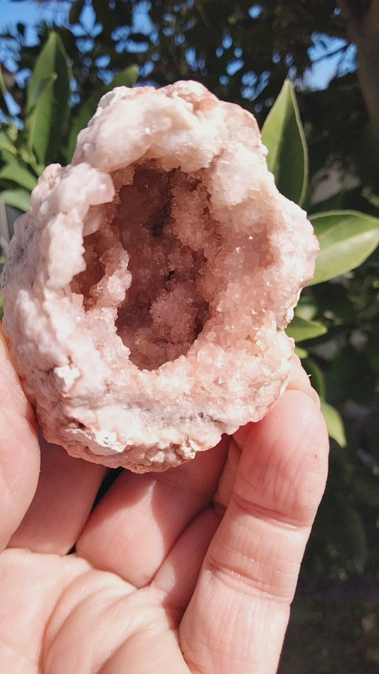 🌸✨ Argentina Pink Amethyst Geode ✨🌸 N.8