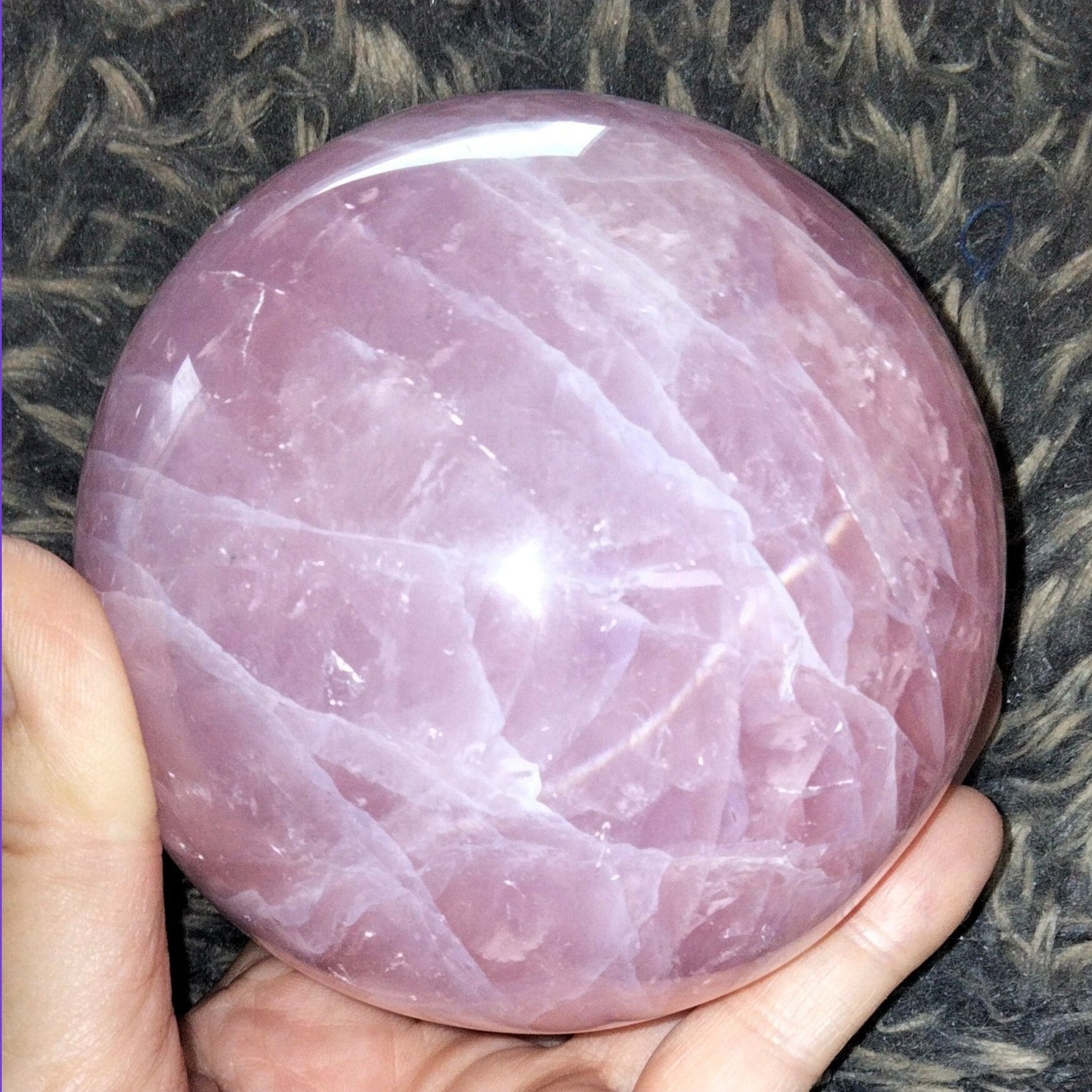 10cm Rose quartz sphere full star inclusion